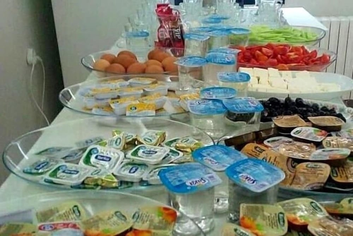 Imagen del bar/restaurante del Saral Apart. Foto 3