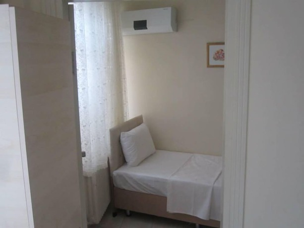 Imagen de la habitación del Saral Hotel. Foto 4