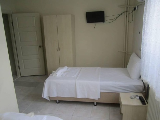 Imagen de la habitación del Saral Hotel. Foto 7