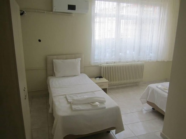 Imagen de la habitación del Saral Hotel. Foto 10