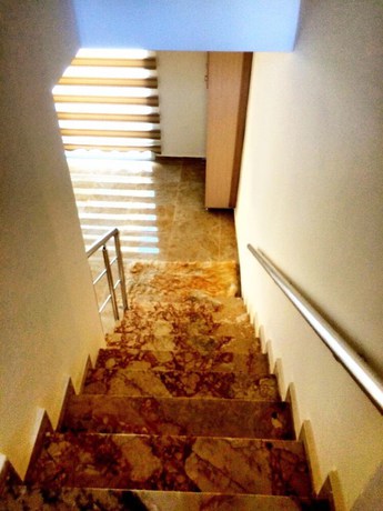 Imagen de los interiores del Sarampol Hotel. Foto 15
