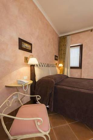Imagen de la habitación del Sarand Relais. Foto 3