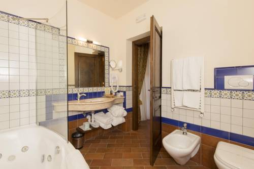 Imagen de la habitación del Sarand Relais. Foto 14