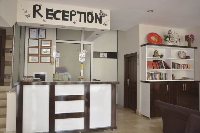 Imagen de los interiores del Saray Apart Hotel. Foto 12