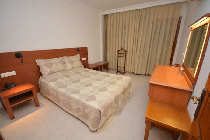 Imagen de la habitación del Saray Hotel, &Ouml;l&uuml;deniz. Foto 20