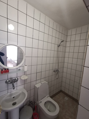 Imagen de la habitación del Saray Otel. Foto 10