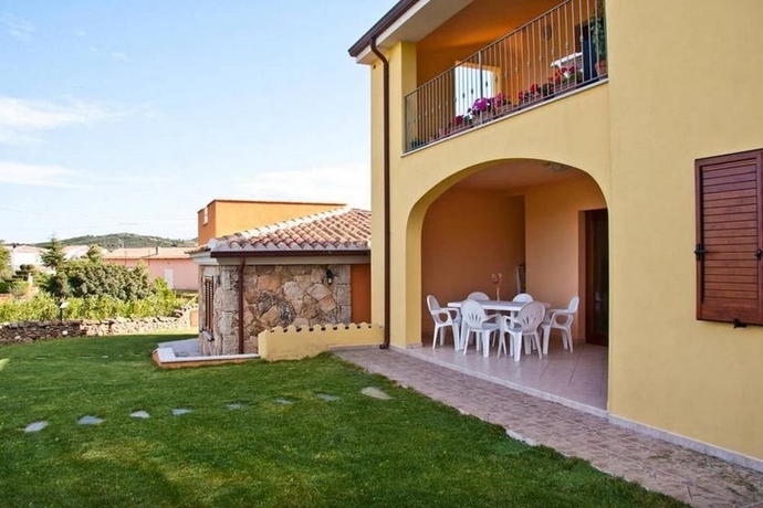 Imagen de los exteriores del Sardegnasummer Li Cuppulati. Foto 10