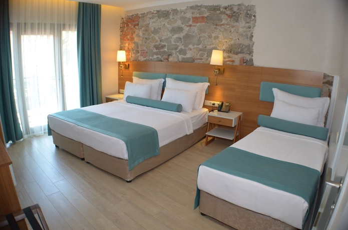 Imagen de la habitación del Sardinia Hotel. Foto 4