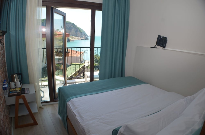 Imagen de la habitación del Sardinia Hotel. Foto 17