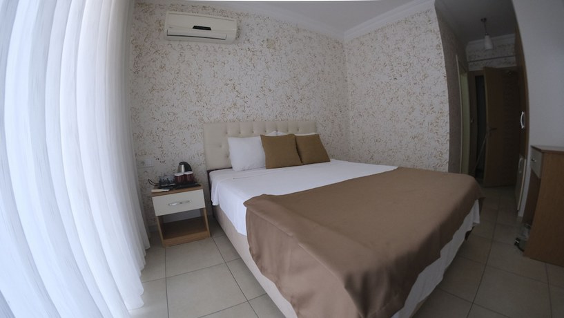 Imagen de la habitación del Sardunya Hotel, FETHIYE. Foto 12