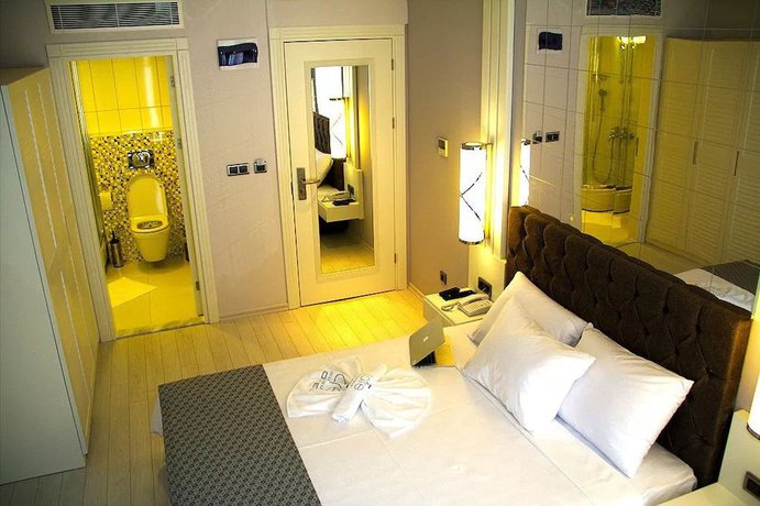 Imagen de la habitación del Sare Hotel. Foto 6