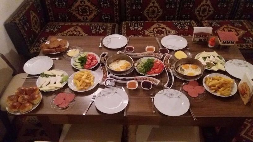 Imagen del bar/restaurante del Sari Konak Otel. Foto 8