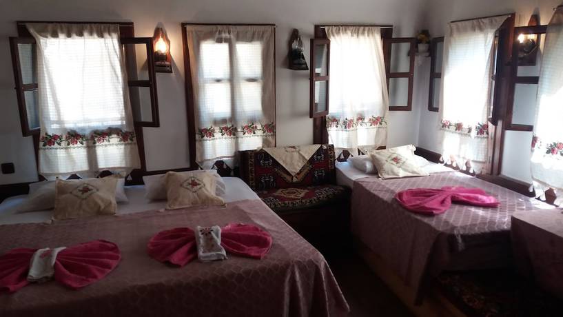 Imagen de la habitación del Sari Konak Otel. Foto 14