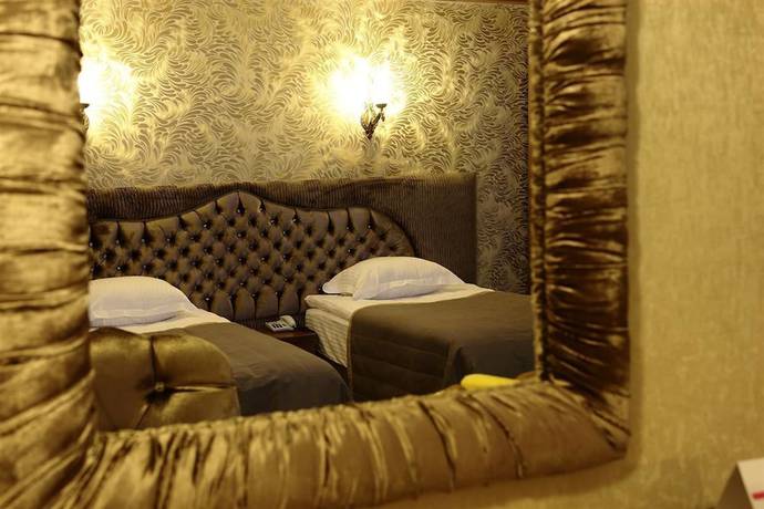 Imagen de la habitación del Sarr Tac Mahal Hotel. Foto 12