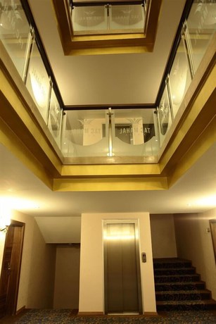 Imagen de los interiores del Sarr Tac Mahal Hotel. Foto 20