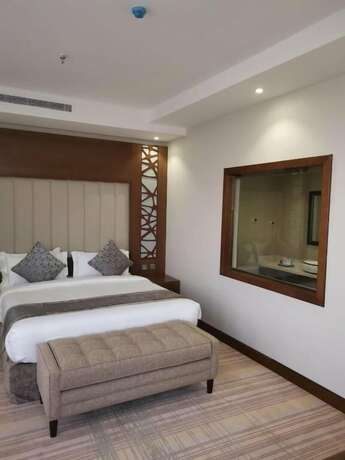 Imagen general del Sarwat Park. Foto 8