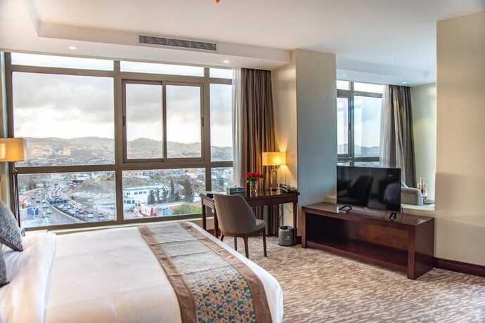 Imagen general del Sarwat Park. Foto 11