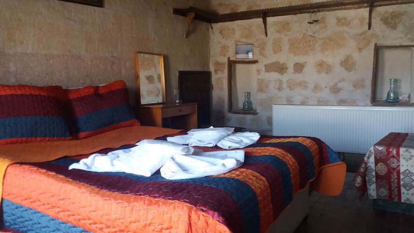 Imagen de la habitación del Sato Cave Hotel. Foto 6