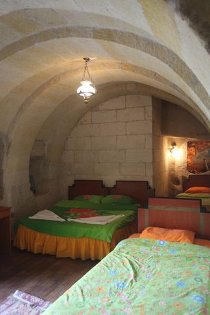 Imagen de la habitación del Sato Cave Hotel. Foto 12