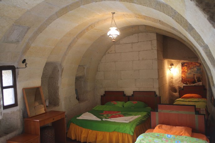 Imagen de la habitación del Sato Cave Hotel. Foto 16