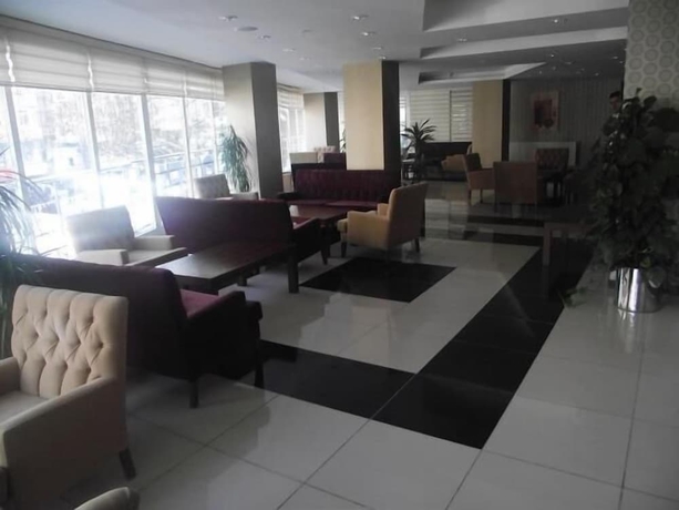 Imagen de los interiores del Savis Otel. Foto 16