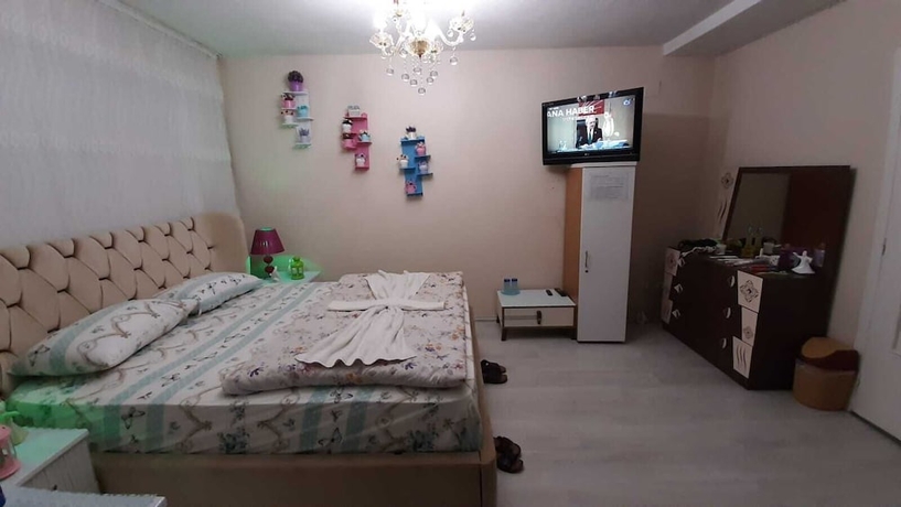 Imagen de la habitación del Saydam Otel. Foto 13