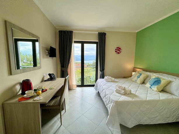 Imagen de la habitación del Scario Club. Foto 10