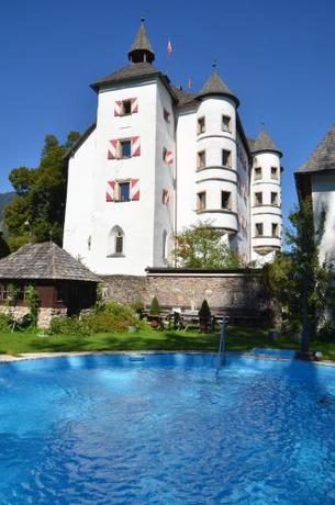 Imagen general del Schloss M&uuml;nichau. Foto 4