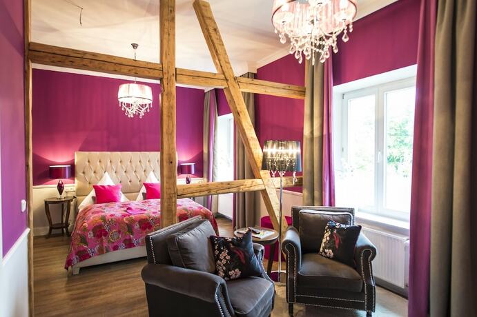 Imagen de la habitación del Schloss mit Park Kaarz. Foto 16