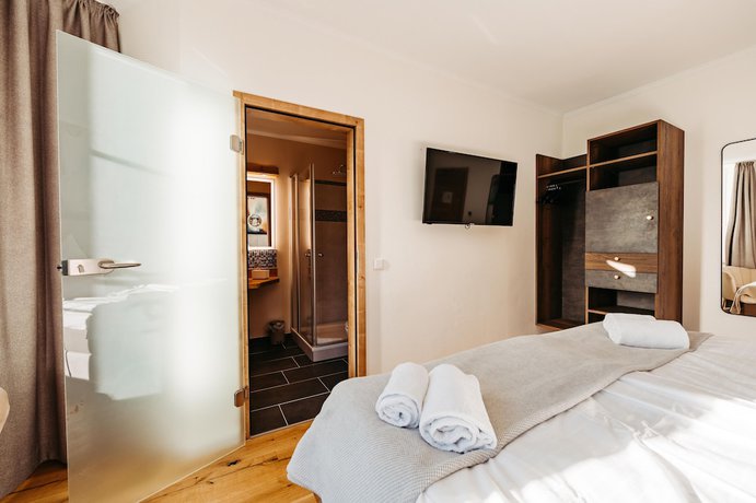 Imagen de la habitación del Schlosshotel Brilon-Wald - Hostel. Foto 6