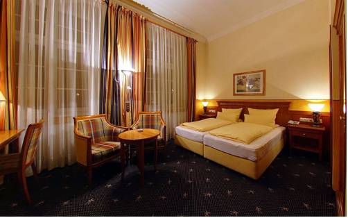 Imagen de la habitación del Schlosshotel Gr&uuml;nwald. Foto 4