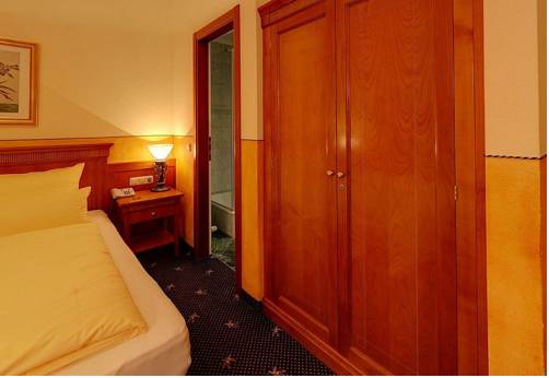 Imagen de la habitación del Schlosshotel Gr&uuml;nwald. Foto 7