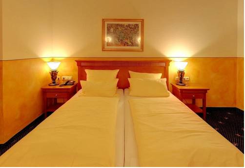 Imagen de la habitación del Schlosshotel Gr&uuml;nwald. Foto 13