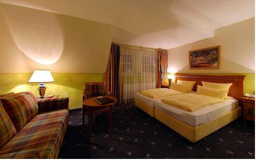 Imagen de la habitación del Schlosshotel Gr&uuml;nwald. Foto 16