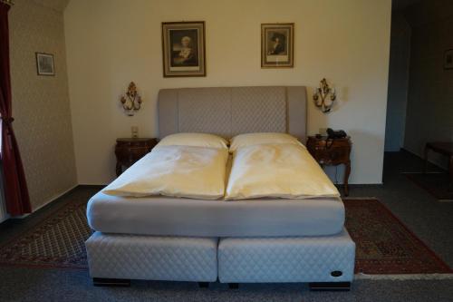 Imagen de la habitación del Schlosshotel Kommende Ramersdorf. Foto 7