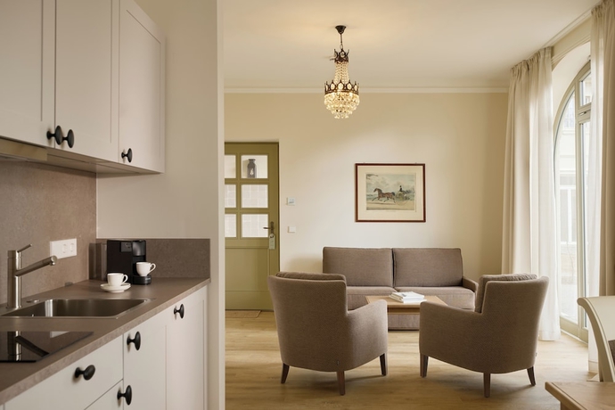 Imagen de la habitación del Schlosshotel Neustrelitz. Foto 9