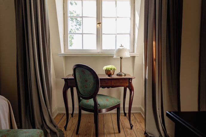 Imagen de la habitación del Schlosshotel Neustrelitz. Foto 15