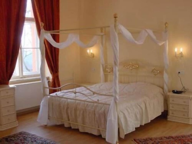 Imagen de la habitación del Schlosshotel R&uuml;hst&auml;dt GARNI. Foto 8