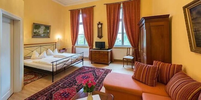 Imagen de la habitación del Schlosshotel R&uuml;hst&auml;dt GARNI. Foto 11