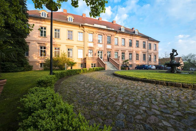 Imagen general del Schlosshotel R&uuml;hst&auml;dt GARNI. Foto 1