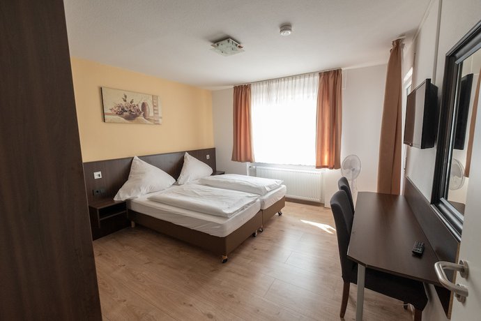Imagen de la habitación del Schnitzelhaus und Pension Stadt Rosbach. Foto 10