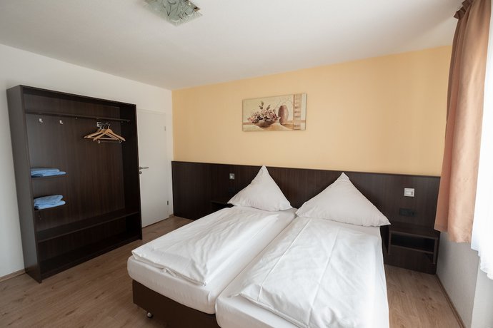 Imagen de la habitación del Schnitzelhaus und Pension Stadt Rosbach. Foto 12