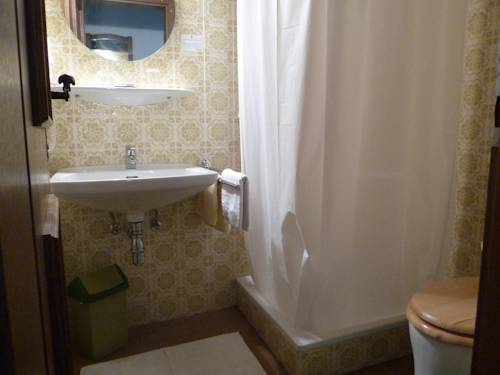 Imagen de la habitación del Sch&ouml;ne Aussicht, Golling an der Salzach. Foto 13