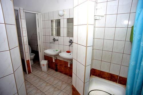 Imagen general del Schronisko młodzieżowe w Jabłonkach. Foto 1