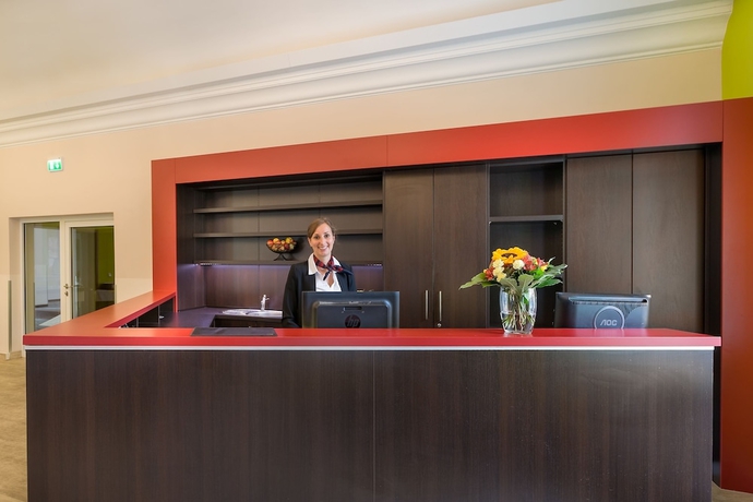 Imagen de los interiores del Scope Hotel Dresden Airport. Foto 19