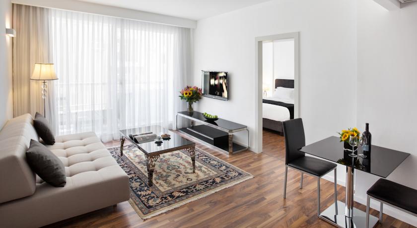 Imagen de los interiores del Sea Executive Suites. Foto 13