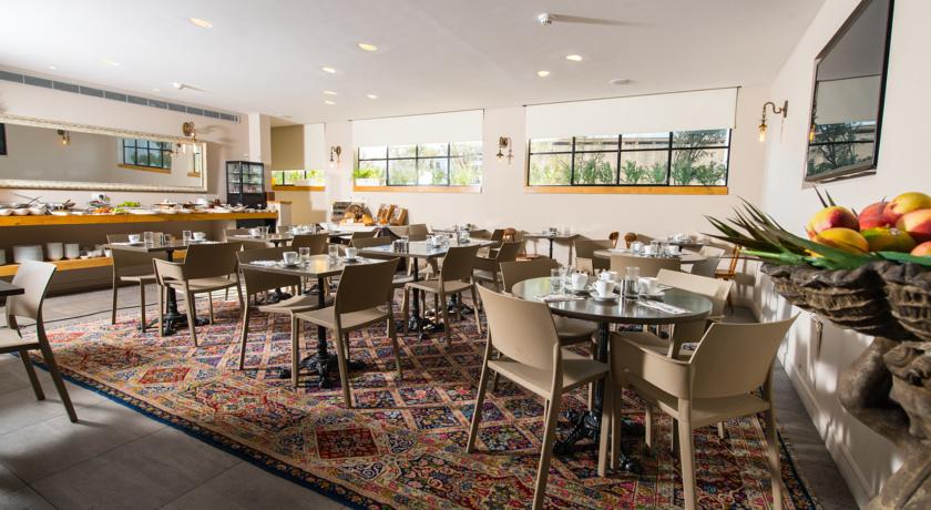 Imagen del bar/restaurante del Sea Executive Suites. Foto 2