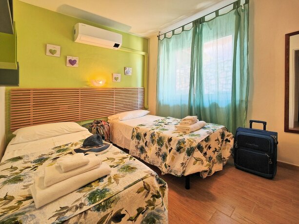 Imagen general del Sea view and ground floor Apartments le Dune. Foto 9