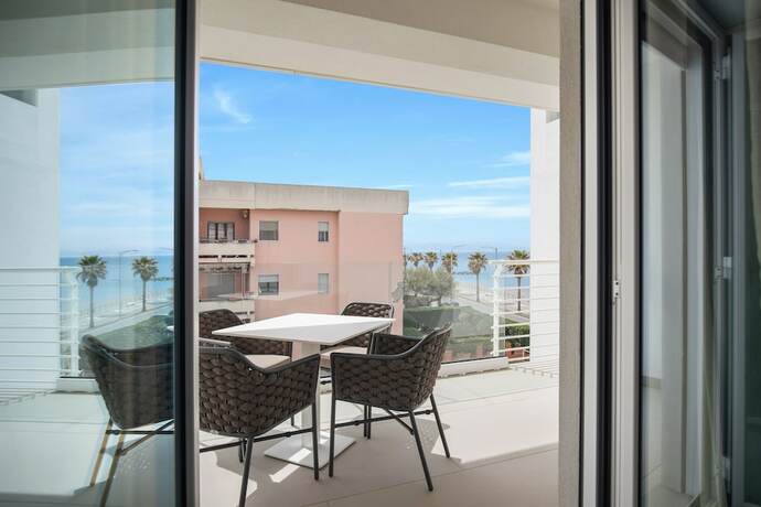 Imagen de la habitación del Seaside Hotel. Foto 16