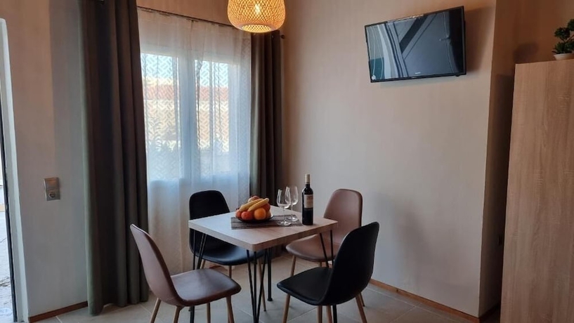 Imagen de la habitación del Secret Garden Hotel, Platanias. Foto 9